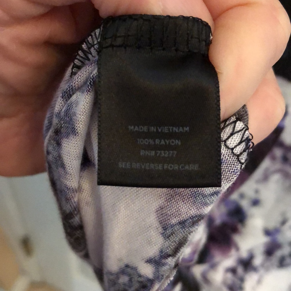 Simply Vera Vera Wang Tie Dye Tee Sz Medium Petite - Picture 8 of 9
